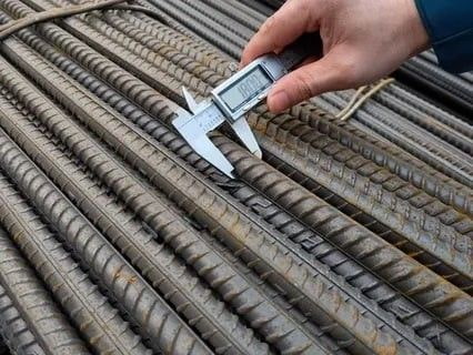 تصویر 3 از میلگرد ذوب آهن با استحکام کششی بالا برای سازه‌ های مقاوم